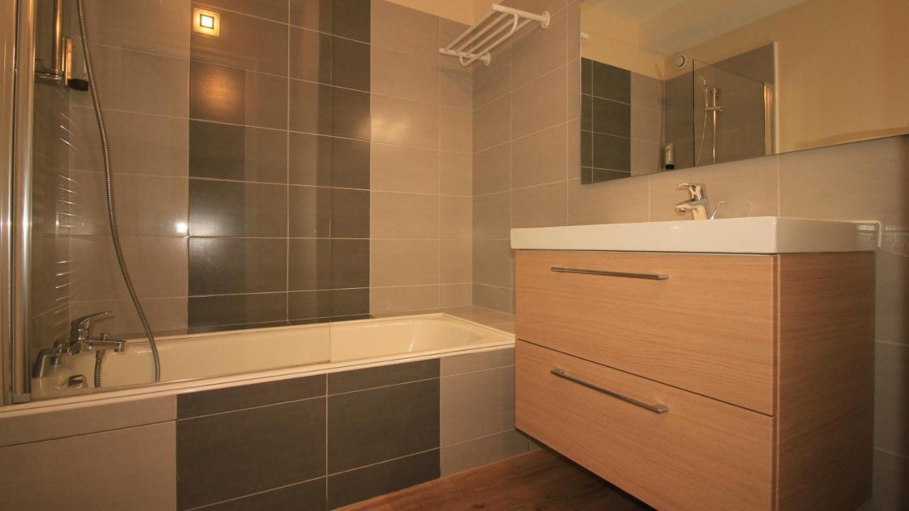 Logis Hotel Lodge La Valette Cesson-Sévigné Εξωτερικό φωτογραφία