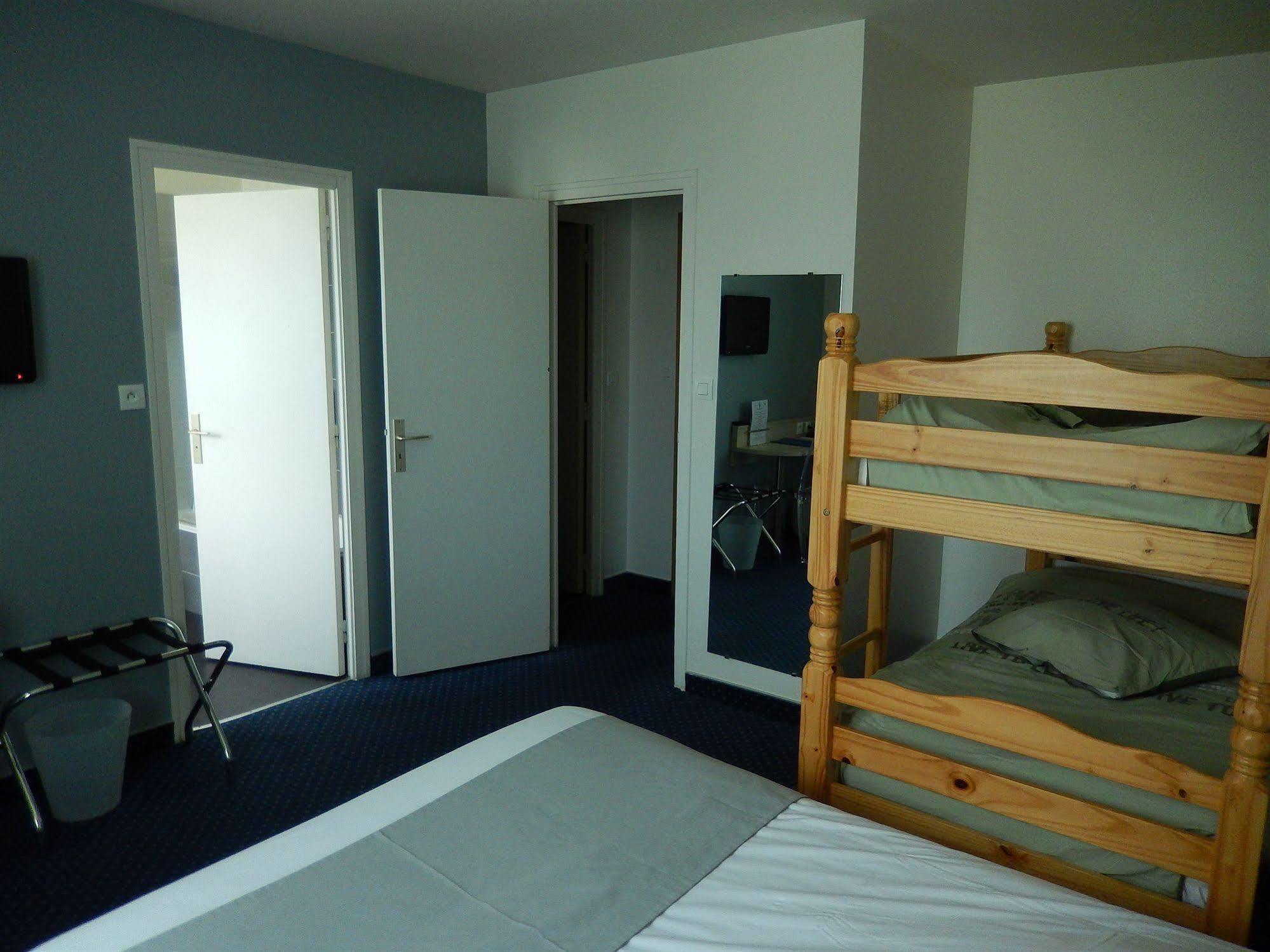 Logis Hotel Lodge La Valette Cesson-Sévigné Εξωτερικό φωτογραφία